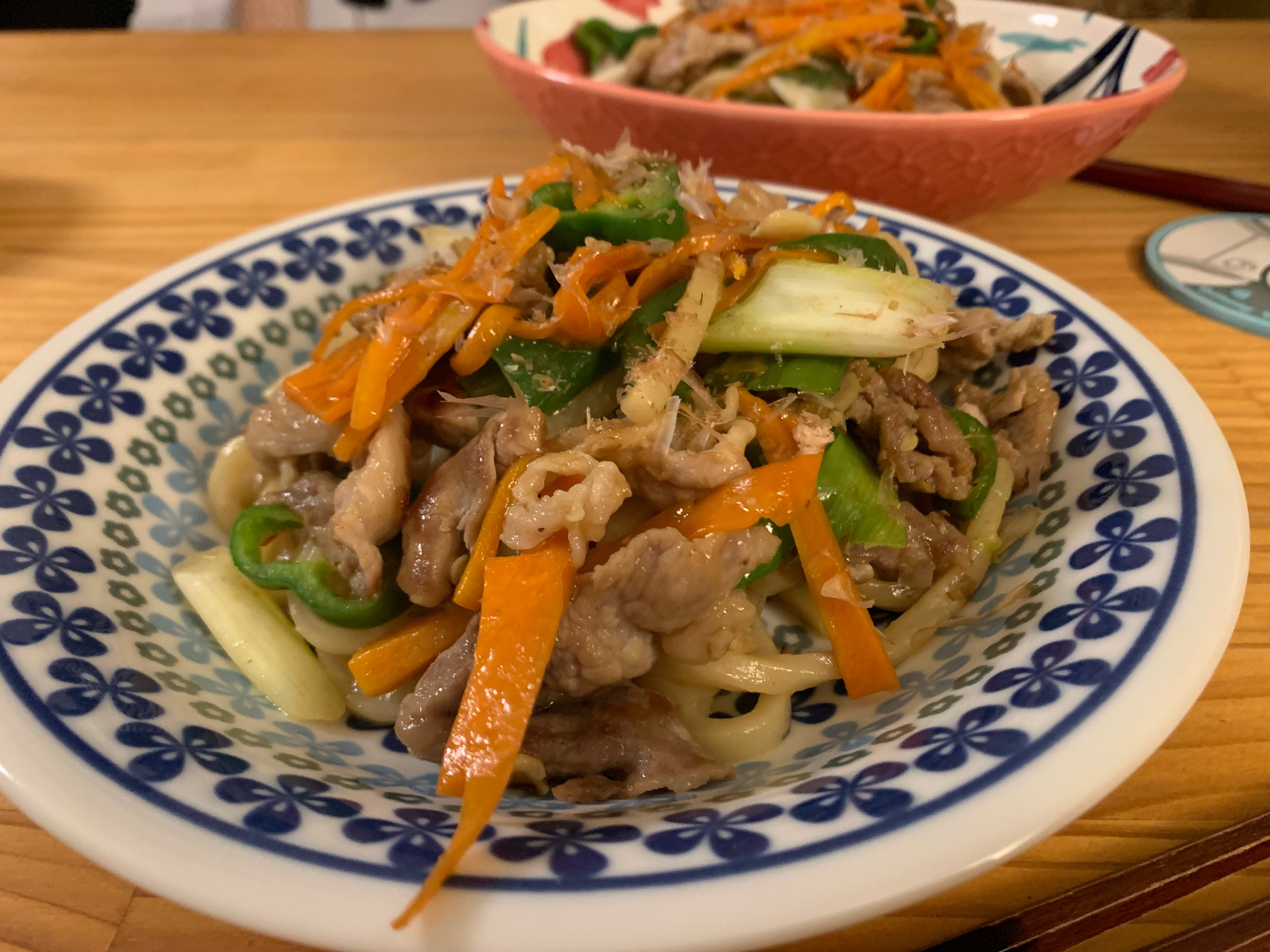 豚こまと野菜の焼きうどんの写真
